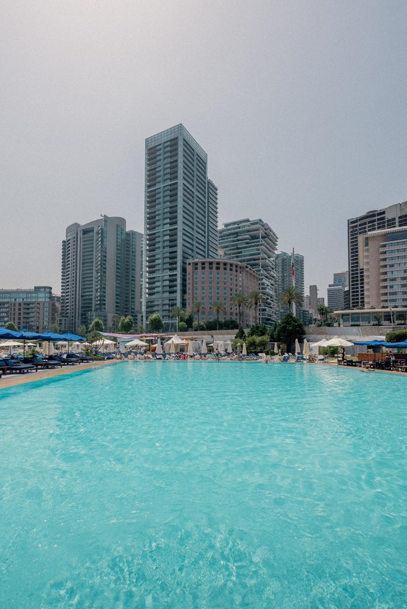 Hotel Saint Georges Beirut Al Marfa' Esterno foto