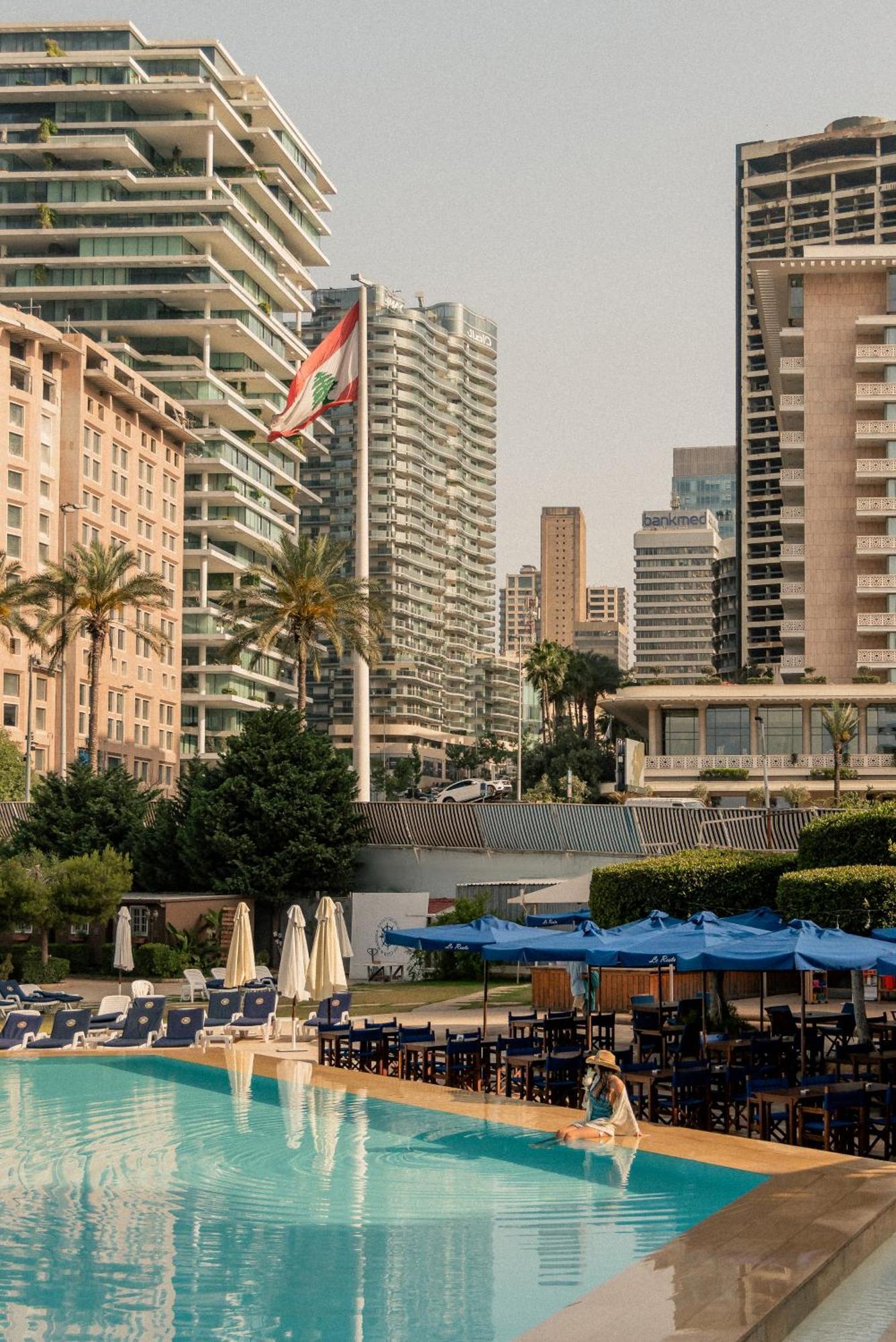 Hotel Saint Georges Beirut Al Marfa' Esterno foto