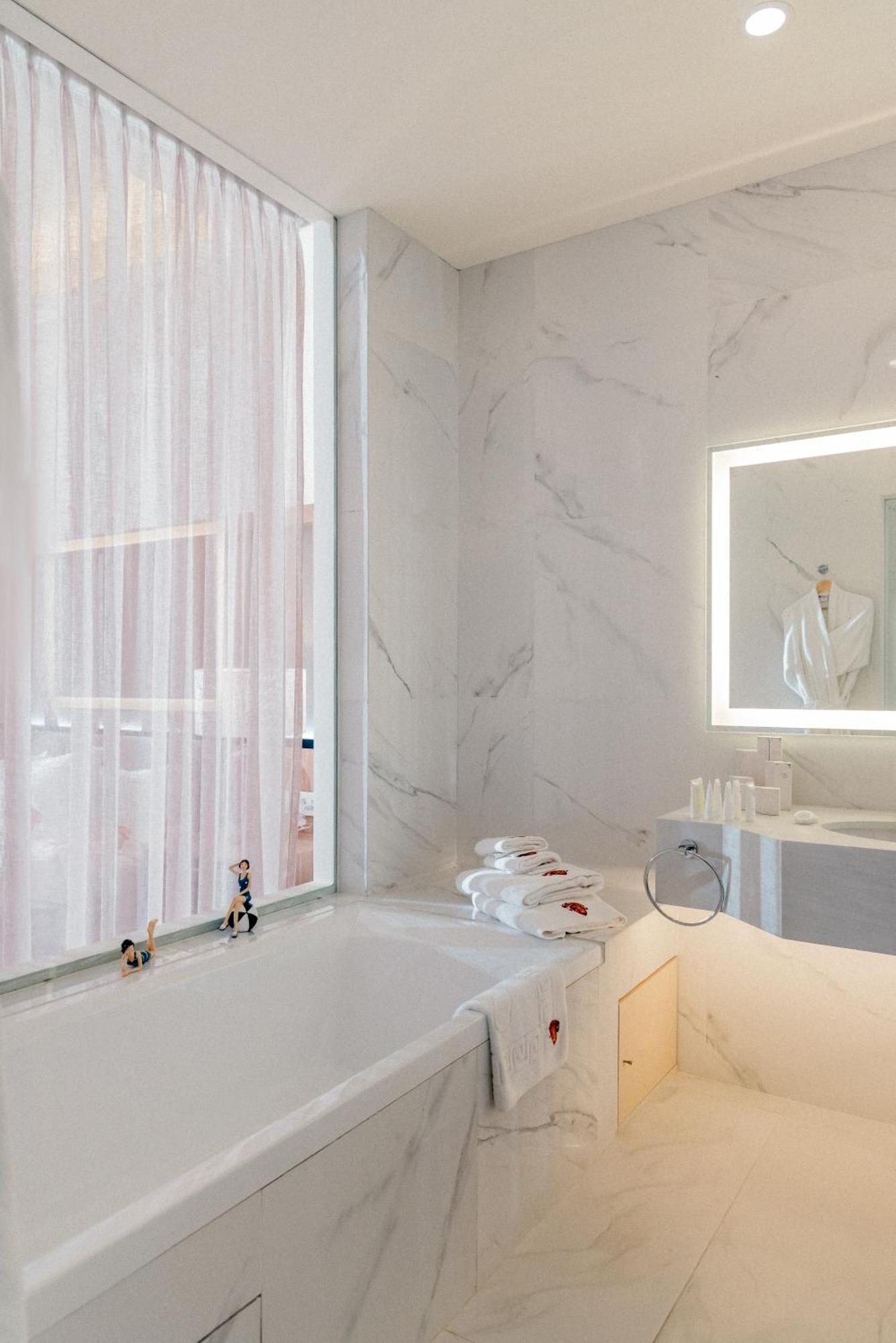 Hotel Saint Georges Beirut Al Marfa' Esterno foto