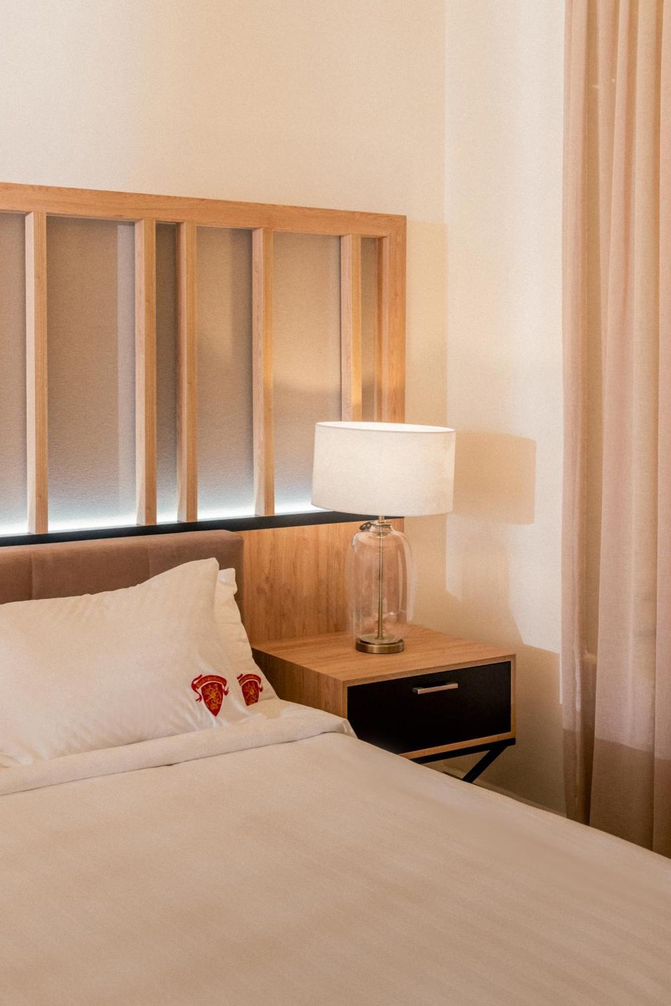 Hotel Saint Georges Beirut Al Marfa' Esterno foto
