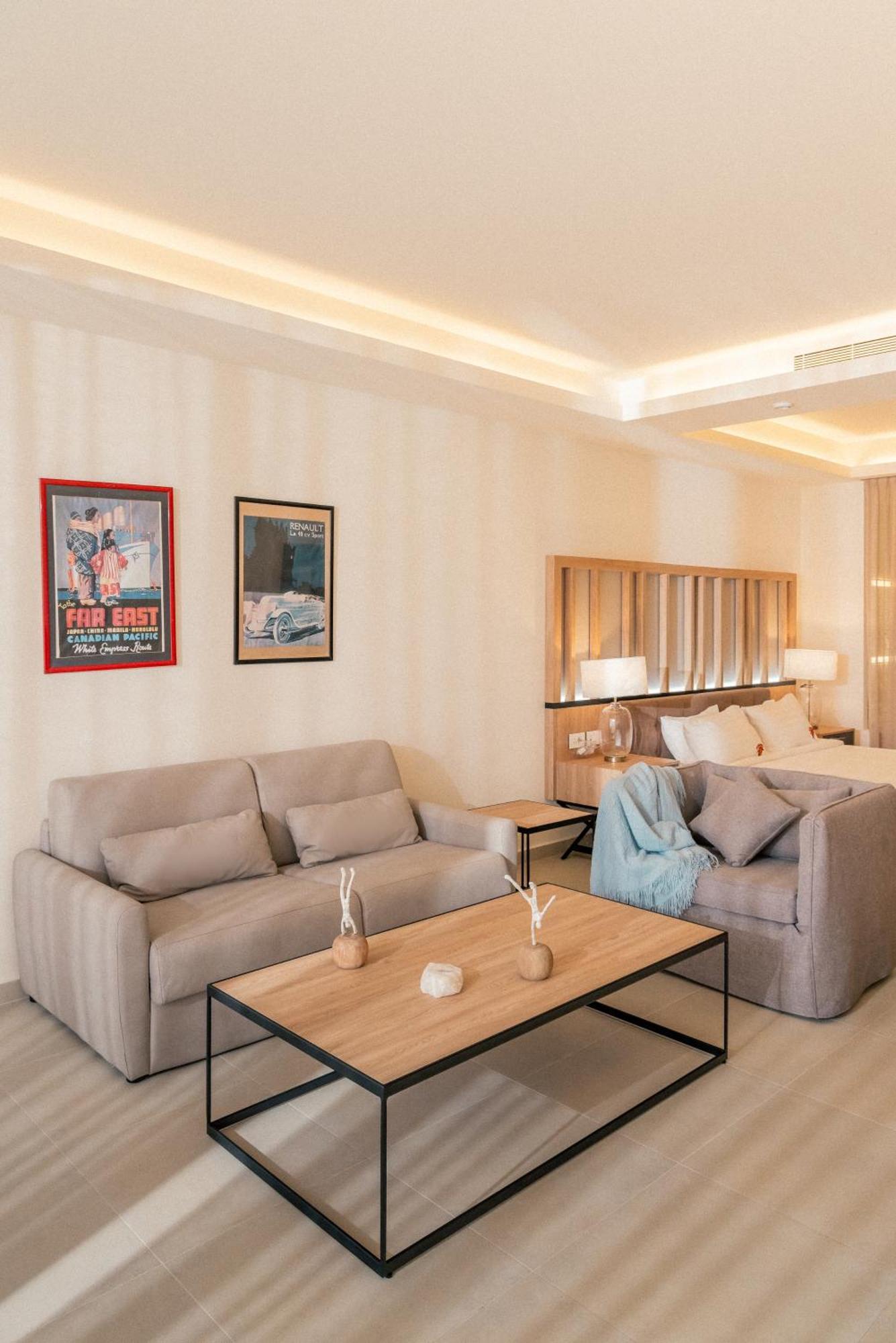 Hotel Saint Georges Beirut Al Marfa' Esterno foto